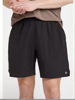 Reigning Champ Hybrid Training Shorts 7"